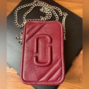 Marc Jacob’s cross body purse
